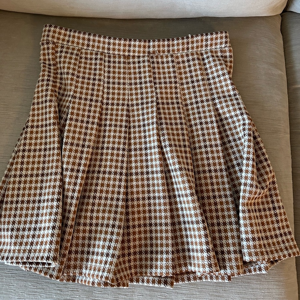 Houndstooth Skirt